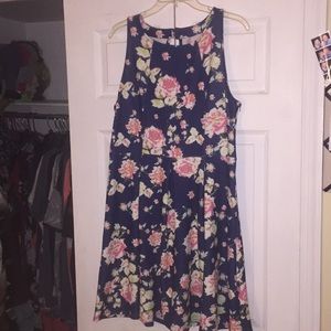 Navy sleeveless floral printed dress